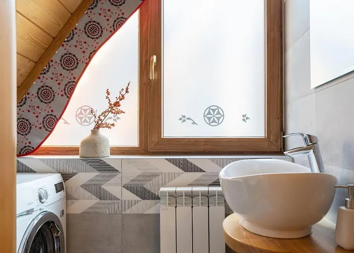 Lux-house & Jacuzzi Sauna Chalet Zakopane